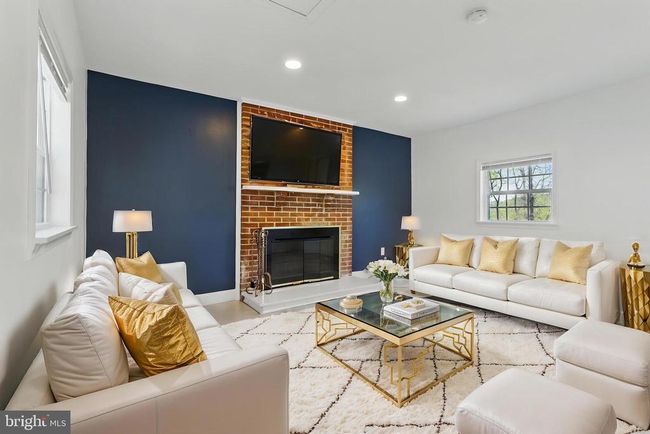 671 Pine Ridge Dr, House other with 4 bedrooms, 3 bathrooms and null parking in FRONT ROYAL VA | Image 5