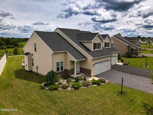 36 Chip Shot Way, Mechanicville, NY, 12118-3664 | Card Image