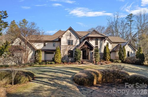 4901 Carmel Park Dr, Charlotte, NC, 28226-5132 | Card Image