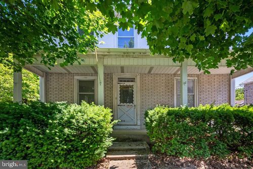 120 S Kemp St, LYON STATION, PA, 19536-0289 | Card Image