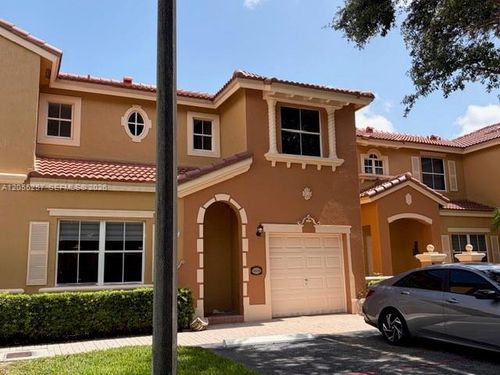 2802-8423 Nw 138th Ter, MIAMI LAKES, FL, 33016-6705 | Card Image
