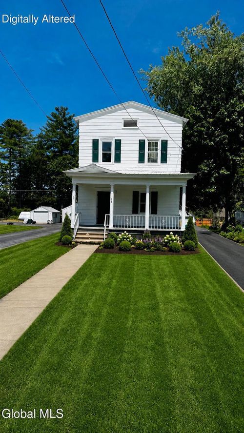 215 Palmer Ave, Corinth, NY, 12822-1213 | Card Image