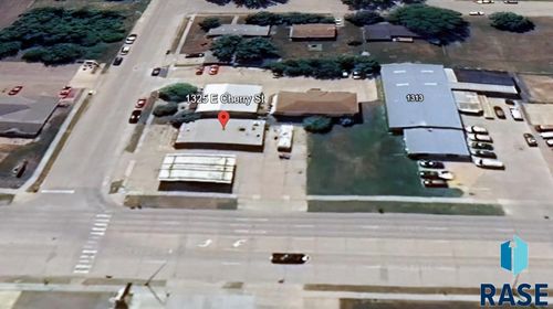1325 E Cherry St Street, Vermillion, SD, 57069 | Card Image