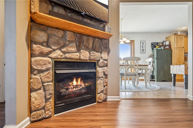 718 Filbert Heights Rd, House other with 3 bedrooms, 2 bathrooms and 2 parking in New Salem PA | Image 7