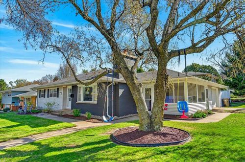 429 S Midvale Boulevard, MADISON, WI, 53711 | Card Image