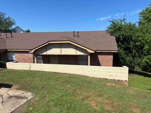 58 Southland Ct, Maumelle, AR, 72113-6222 | Card Image