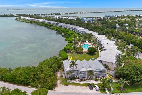 5103 Sunset Village Dr, Duck Key, FL, 33050 | Card Image