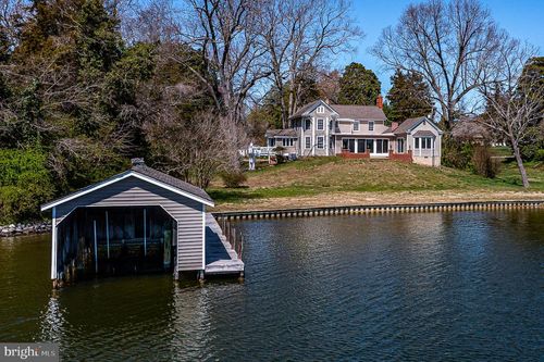 391 Steamboat Rd, Irvington, VA, 22480-2215 | Card Image