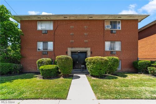 4578 E 131st Street, Garfield Heights, OH, 44105 | Card Image