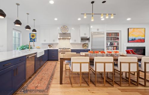 19 E Lamme St, Bozeman, MT, 59715-3614 | Card Image