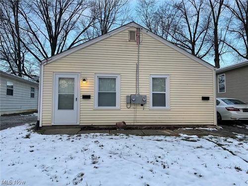 1-front-799 Georgia Ave, Akron, OH, 44306-2717 | Card Image