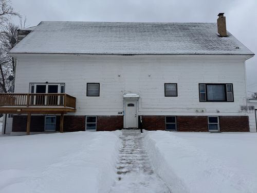 516 7th Ave, International Falls, MN, 56649-2412 | Card Image