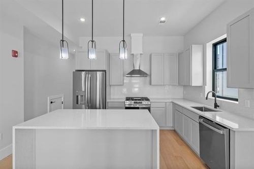 2-13 Manhattan Ave, Jersey City, NJ, 07307-2333 | Card Image