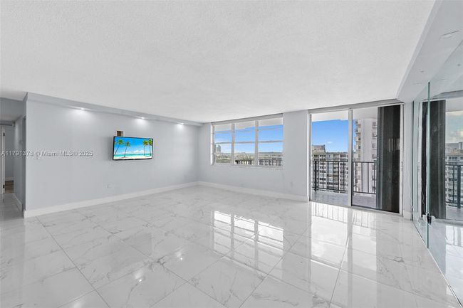 APT-2106 - 2780 183 Rd St, Condo with 2 bedrooms, 2 bathrooms and null parking in Aventura FL | Image 5