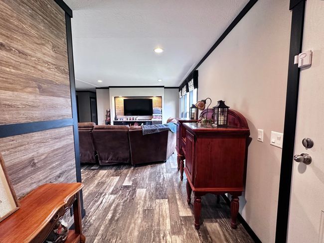 3759 E Highway 552, House other with 3 bedrooms, 2 bathrooms and null parking in Lily KY | Image 16