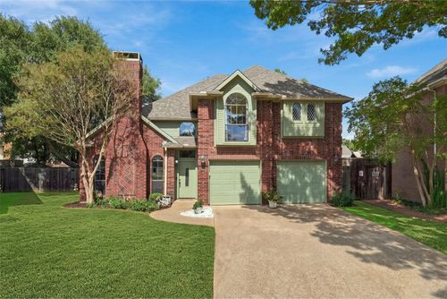 3817 Periwinkle St, Bedford, TX, 76021-4053 | Card Image