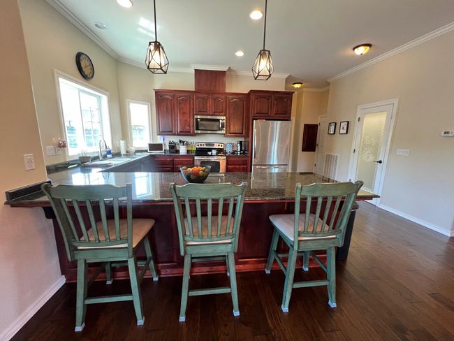 3351 Bennett Dining Kitchen | Image 12