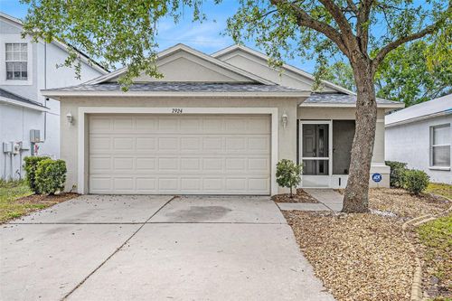 7924 Carriage Pointe Dr, GIBSONTON, FL, 33534-3007 | Card Image