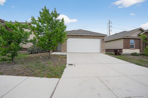 7519 Twin Pine Ct, Converse, TX, 78109-3486 | Card Image