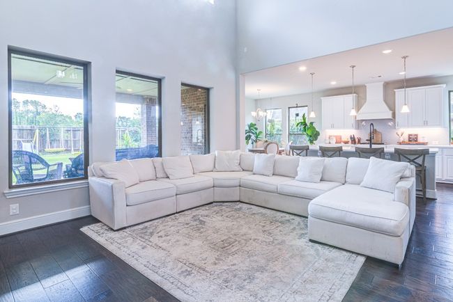 613 E Fork, House other with 4 bedrooms, 3 bathrooms and 5 parking in Webster TX | Image 9