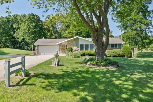 16530 Willow Ridge Lane, Brookfield, WI, 53005 | Card Image
