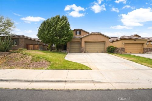 3419 Arrowhead Ct, Rosamond, CA, 93560-6393 | Card Image