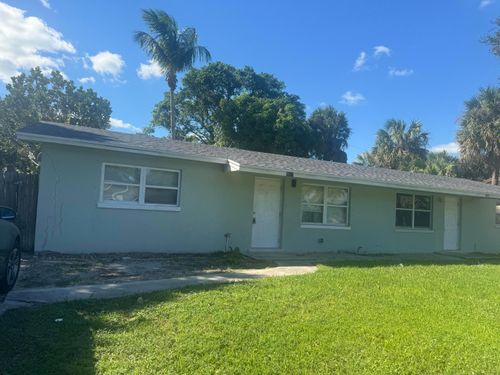 8817 Dania Dr, Palm Beach Gardens, FL, 33410-6204 | Card Image