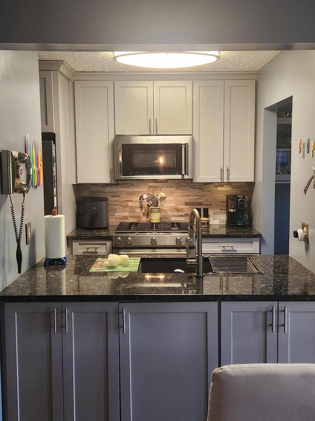 412 Alexander Ave, Condo with 3 bedrooms, 3 bathrooms and null parking in Church Hill TN | Image 4