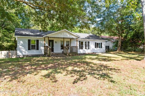 846 Mill River Rd, Jacksonville, NC, 28540-9564 | Card Image