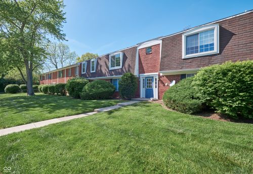 c-922 Hoover Village Dr, Indianapolis, IN, 46260-4527 | Card Image