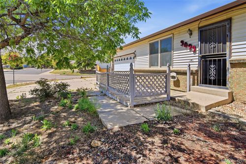 3093 S Olathe Way, Aurora, CO, 80013-1939 | Card Image