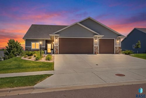 112 N Piper Dr Drive, Sioux Falls, SD, 57110 | Card Image