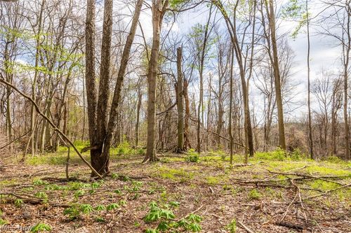 105 W Hanley Rd, Mansfield, OH, 44903-9032 | Card Image