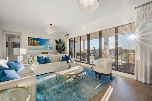 unit-407-1035 3rd Ave S, Naples, FL, 34102-6487 | Card Image