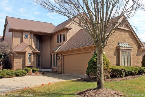 16-13756 Eaton Dr, Plymouth, MI, 48170-2485 | Card Image