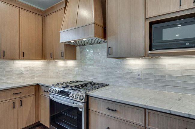7104 Paxton Cir, House other with 4 bedrooms, 4 bathrooms and null parking in Hixson TN | Image 14
