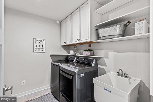 8005 International Dr, House other with 6 bedrooms, 5 bathrooms and null parking in WARRENTON VA | Image 38