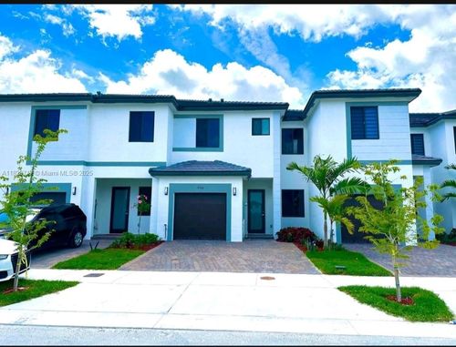 15728-15728 Sw 136th Way, Miami, FL, 33196-1847 | Card Image