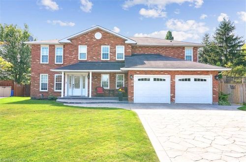 42 Farewell Crescent, Smithville, ON, L0R2A0 | Card Image