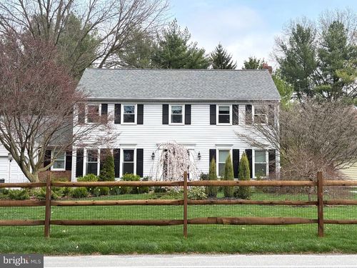 2441 Fruitville Pike, LANCASTER, PA, 17601-2913 | Card Image