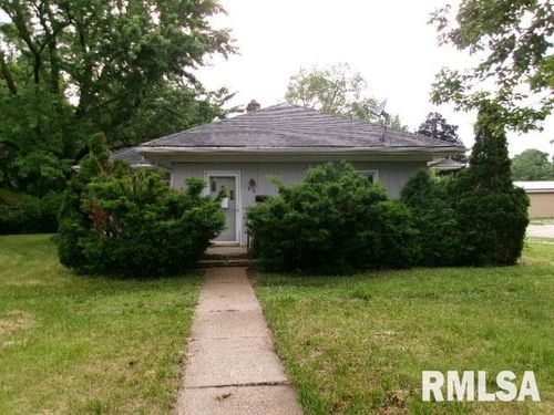 215 N Prairie St, Lacon, IL, 61540-1217 | Card Image