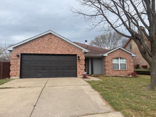 4809 Maryannes Meadow Dr, Fort Worth, TX, 76135-1647 | Card Image