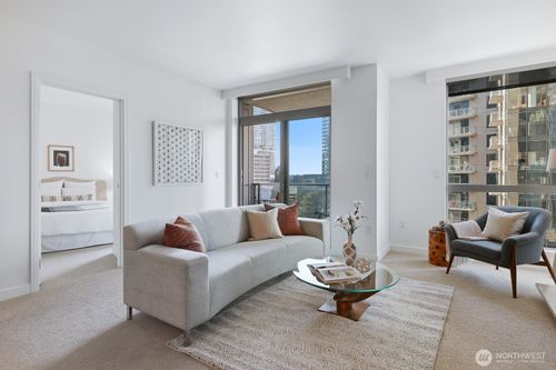 unit-923-10650 Ne 9th Pl, Bellevue, WA, 98004-5067 | Card Image