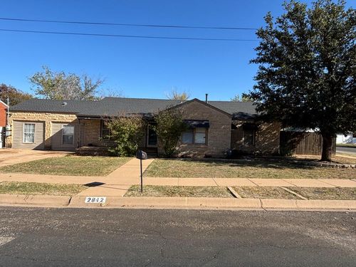 2812 Avenue V, Snyder, TX, 79549-4028 | Card Image