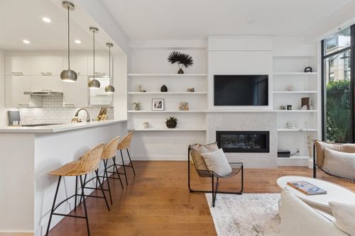 2288 Redbud Lane, Vancouver, BC, V6K4S6 | Card Image