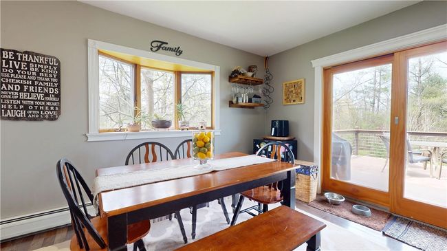Breakfast Nook | Image 9