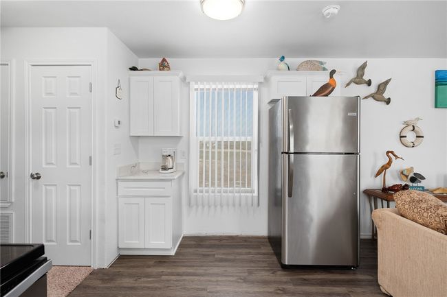 326 E 10 Th St, House other with 1 bedrooms, 2 bathrooms and null parking in Rockport TX | Image 17