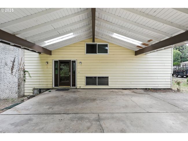 1425 Se 9 Th St, House other with 6 bedrooms, 3 bathrooms and null parking in Gresham OR | Image 7