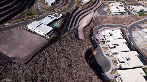 817 Magnum Cliff Court, Henderson, NV, 89012 | Card Image