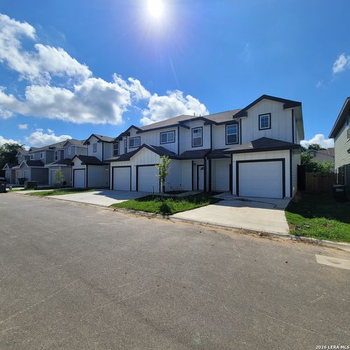 unit-103-9918 Hazy Bnd, San Antonio, TX, 78233-4787 | Card Image